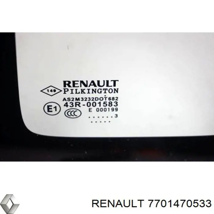 Стекло кузова боковое левое, сдвижное Renault (RVI) 7701470533