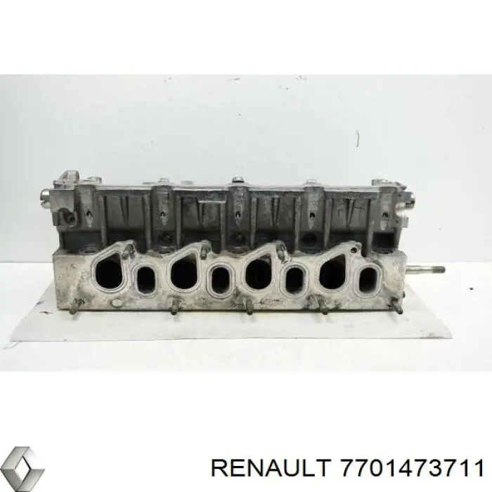 7711368938 Renault (RVI) головка блока цилиндров (гбц)