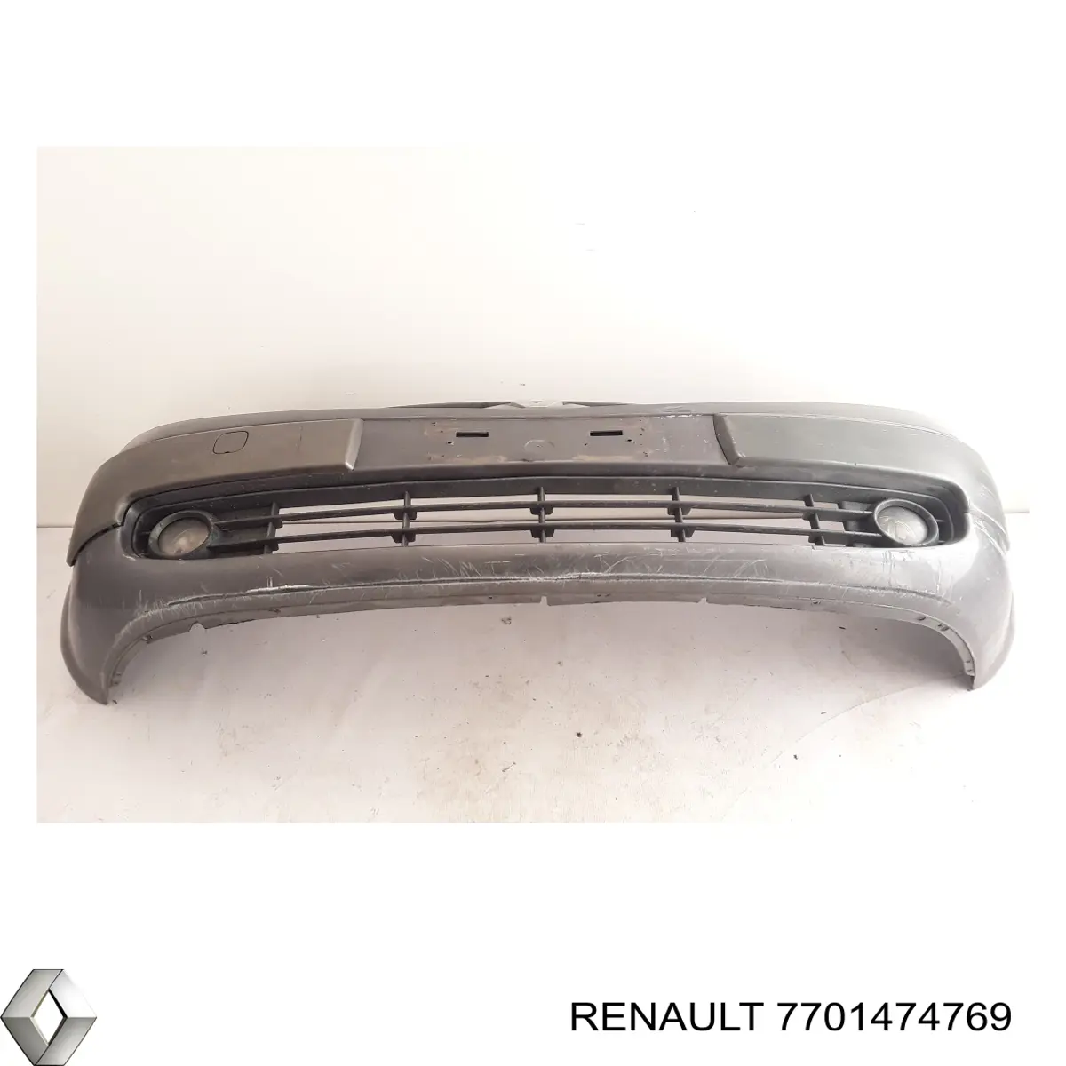 8200139955 Renault (RVI) Бампер передний в сборе