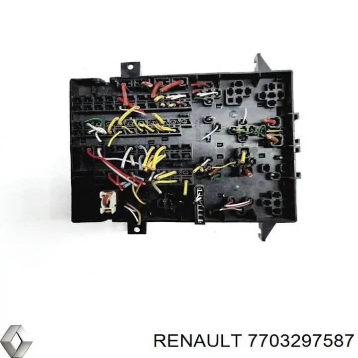 Коробка предохранителей Renault (RVI) 7703297587 цена, от 19.53 USD