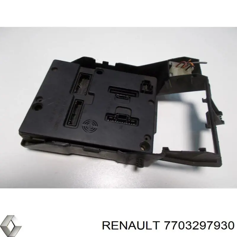 Купить 7703297930 Renault (RVI) 