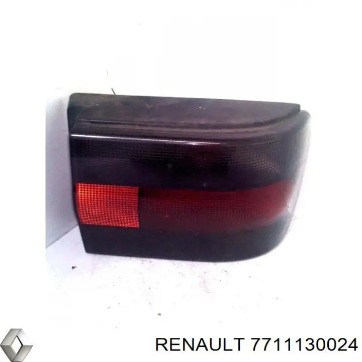 7711130024 Renault (RVI) lanterna traseira direita