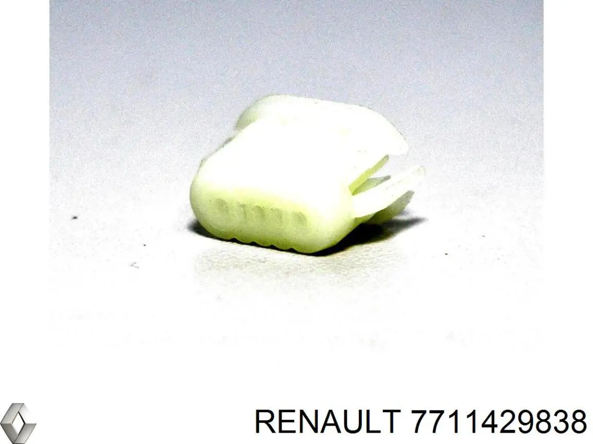 Пистон (клип) крепления накладок порогов на Renault Trafic II 