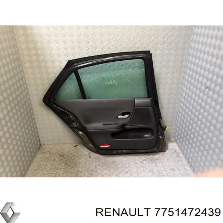 Porta traseira esquerda para Renault Laguna (BG0)