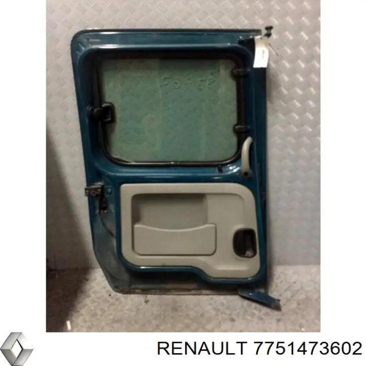7751473602 Renault (RVI) дверь боковая (сдвижная левая)