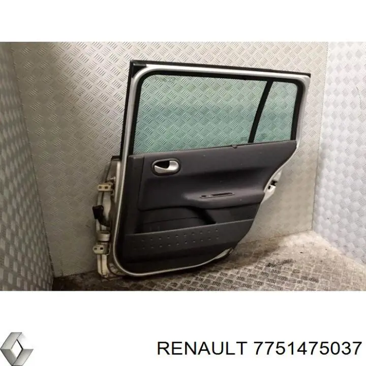 Задняя правая дверь Рено Меган 2 (Renault Megane)