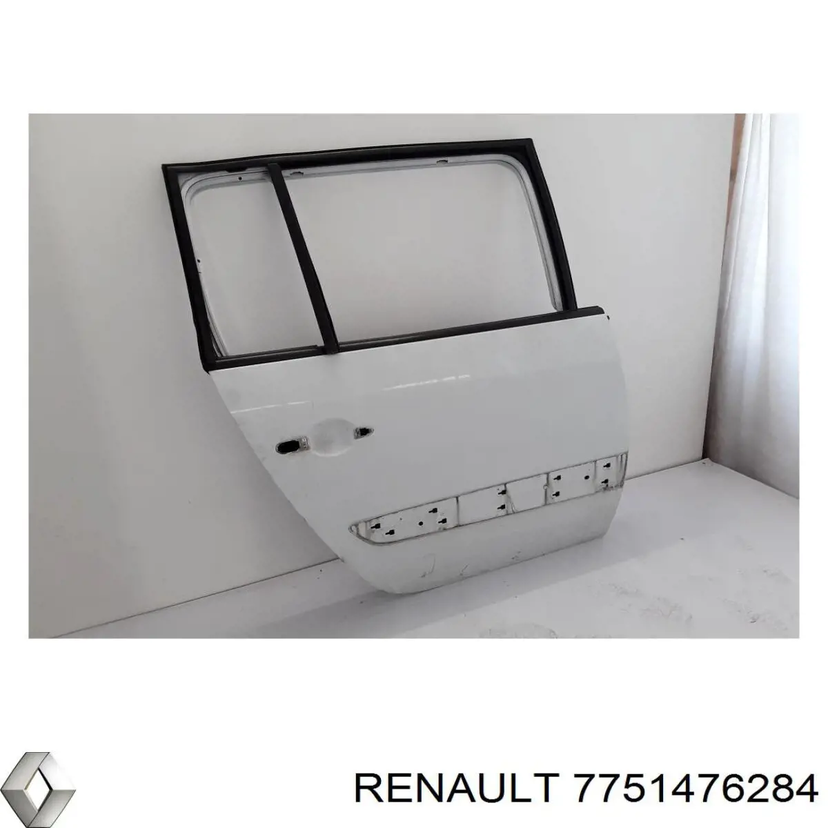 Задняя левая дверь Renault (RVI) 7751476284