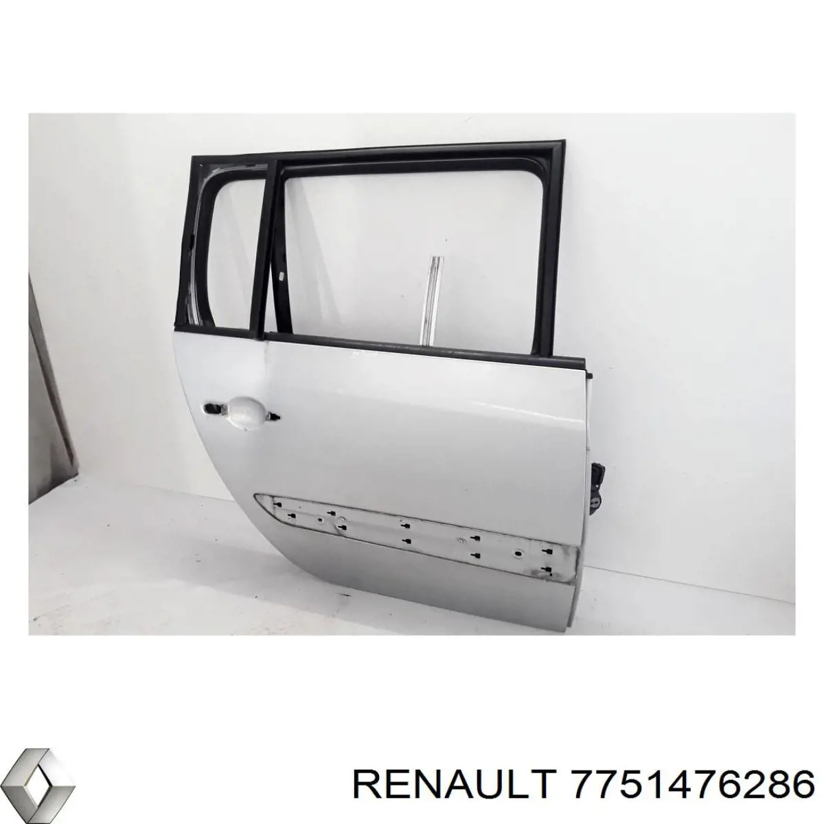 Задняя правая дверь Рено Еспэйс 4 (Renault Espace)