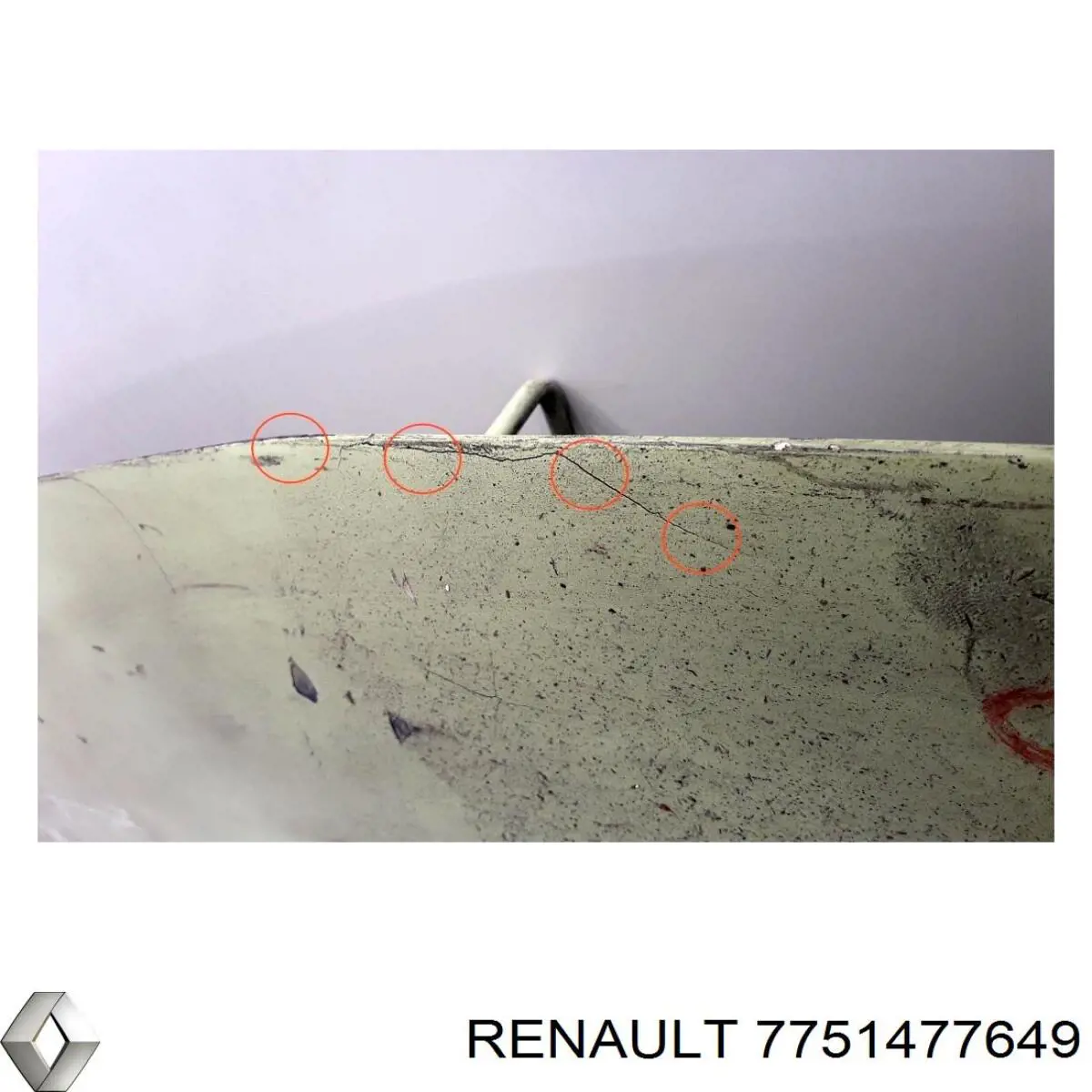 Капот 7751477649 Renault (RVI)