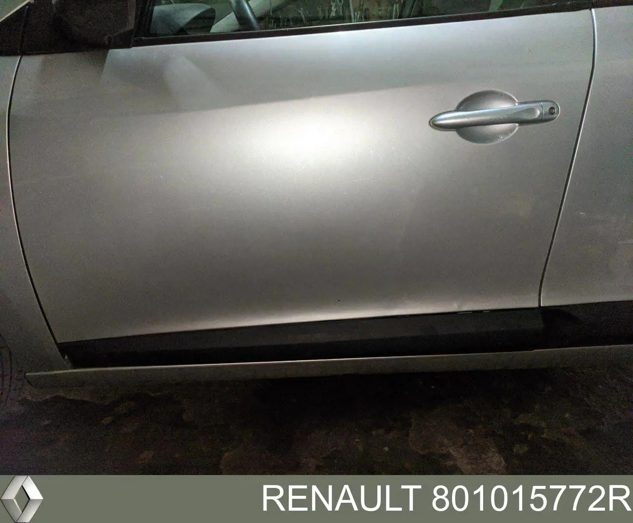 Передняя левая дверь Renault (RVI) 801015772R цена, от 139.36 USD