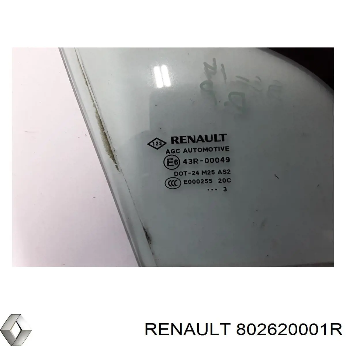 Стекло двери передней правой 802620001R Renault (RVI)