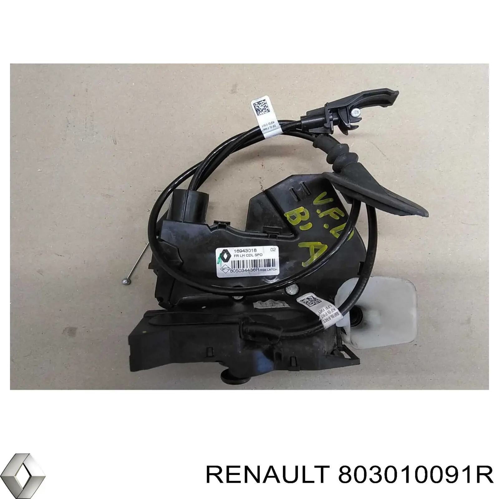 Стекло водительской двери Renault (RVI) 803015225R