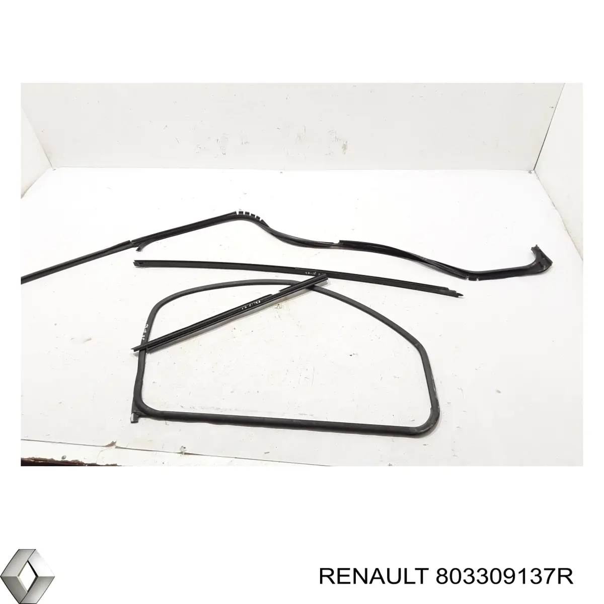 803309137R Renault (RVI) сравнить цены на Автопро