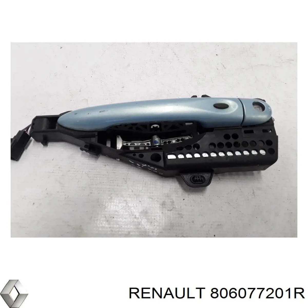Купить 806077201R Renault (RVI) Держатель наружной ручки двери левых дверей