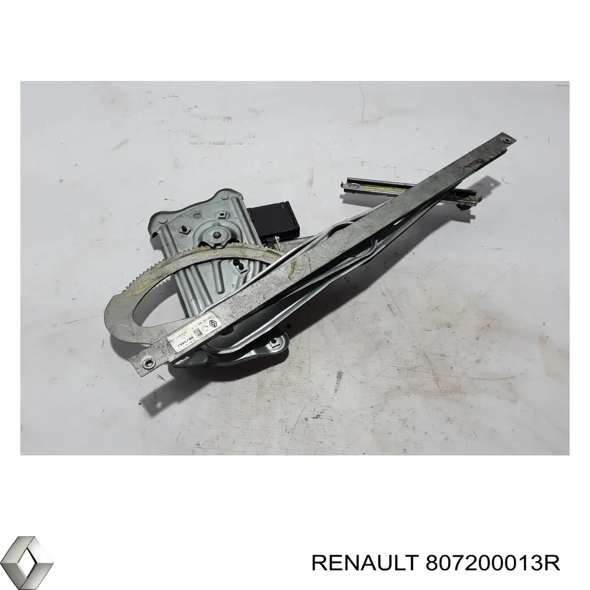 Стеклоподъемник передней правой двери 807200013R Renault (RVI)