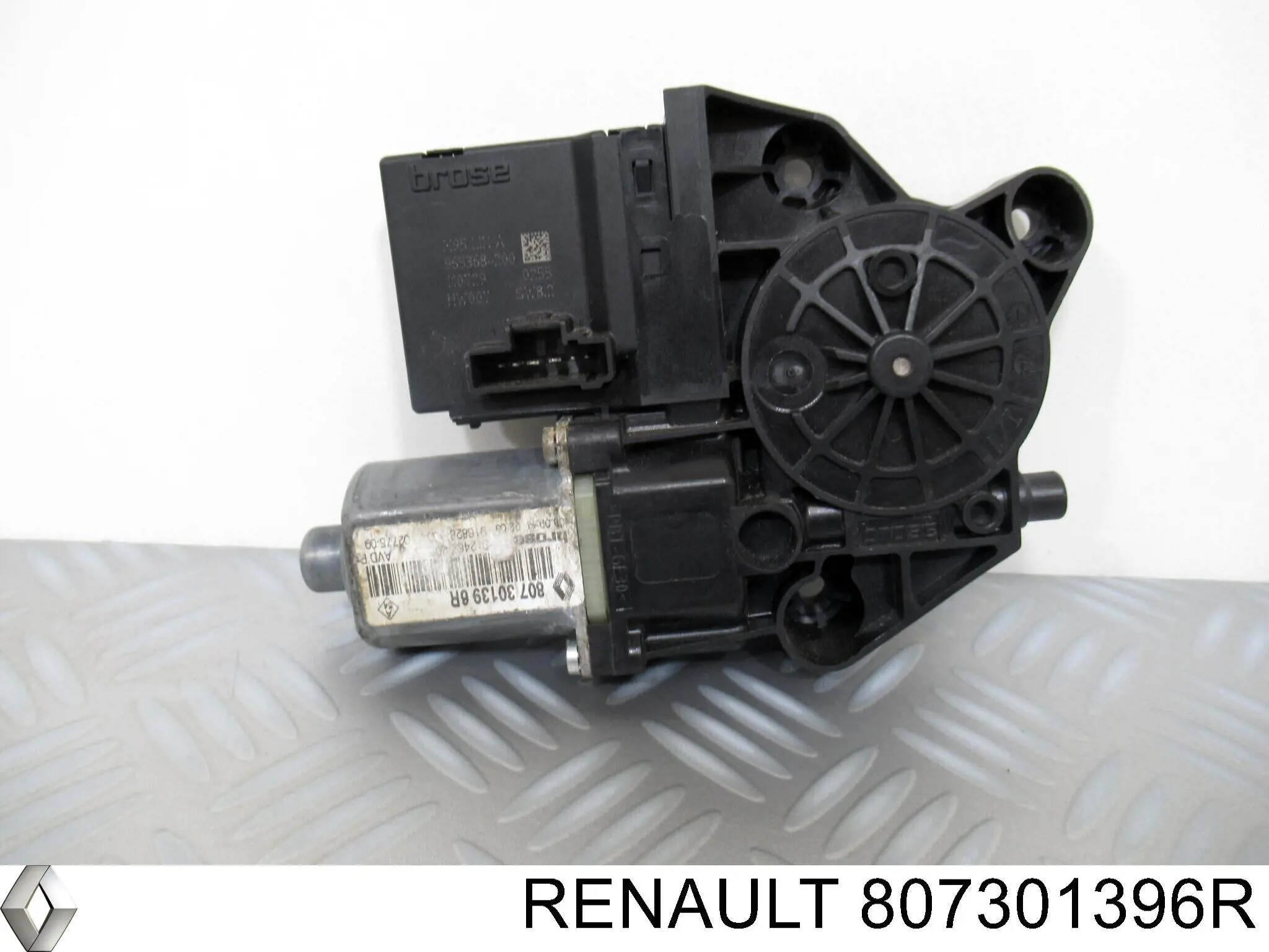 Motor de acionamento de vidro da porta dianteira direita para Renault Megane (KZ0)