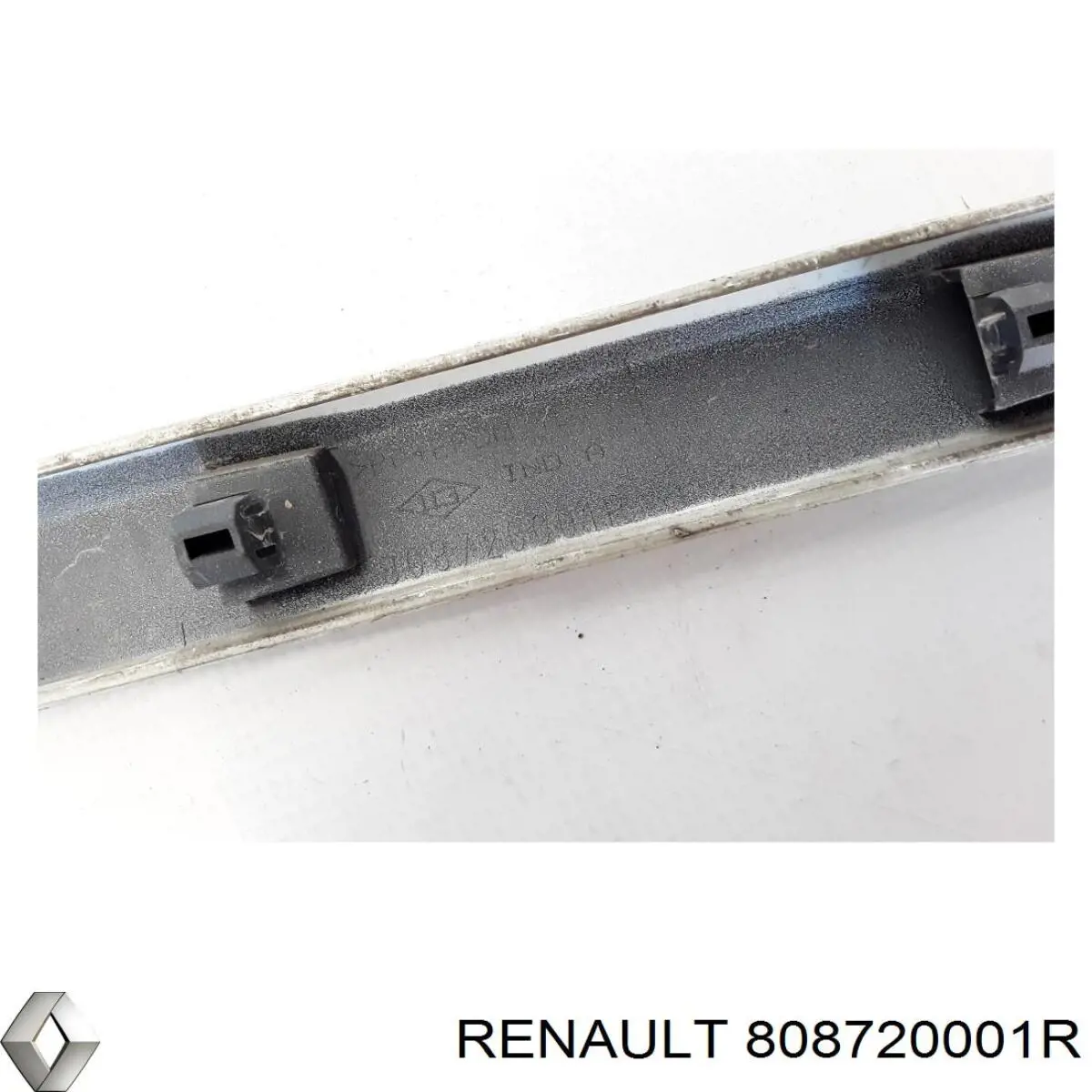 Молдинг двери передней правой 808720001R Renault (RVI)