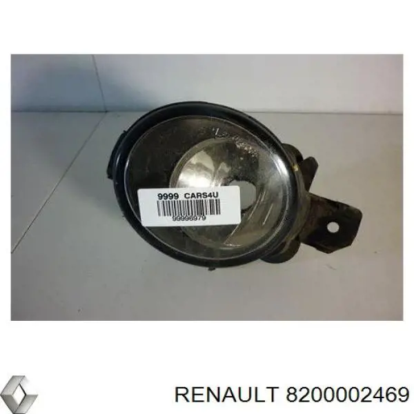 Фара противотуманная левая 8200002469 Renault (RVI)
