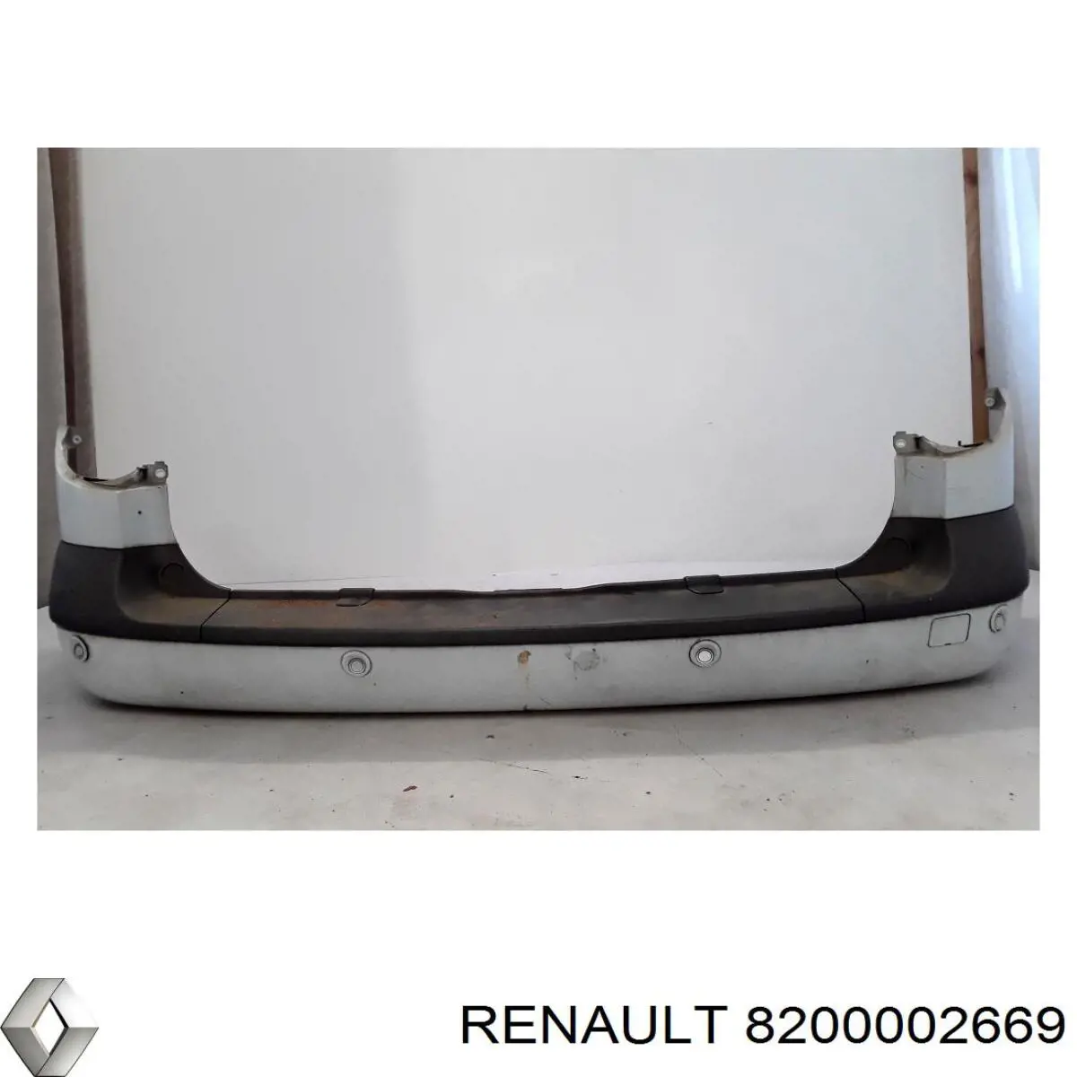 8200002669 Renault (RVI) бампер задний