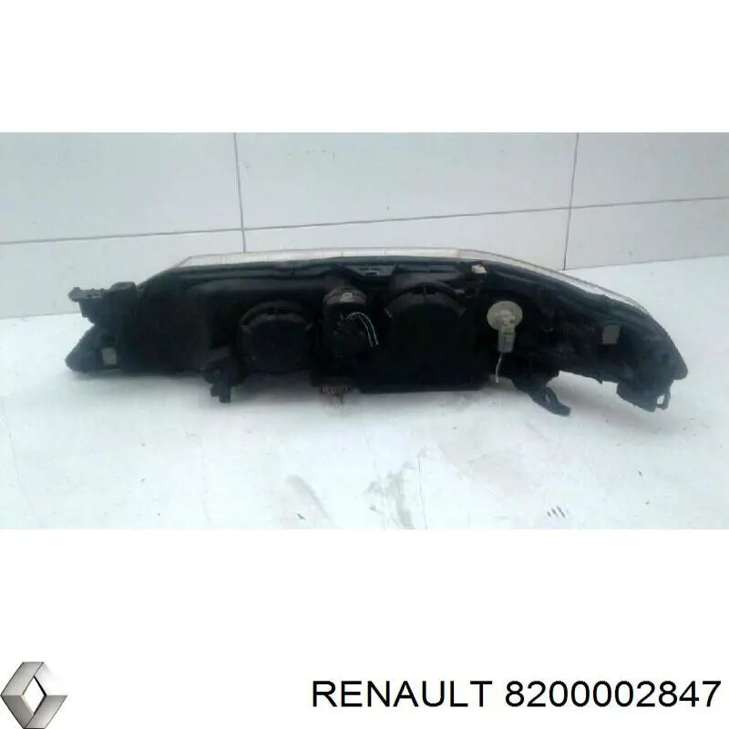 8200002847 Renault (RVI) Фара передняя правая