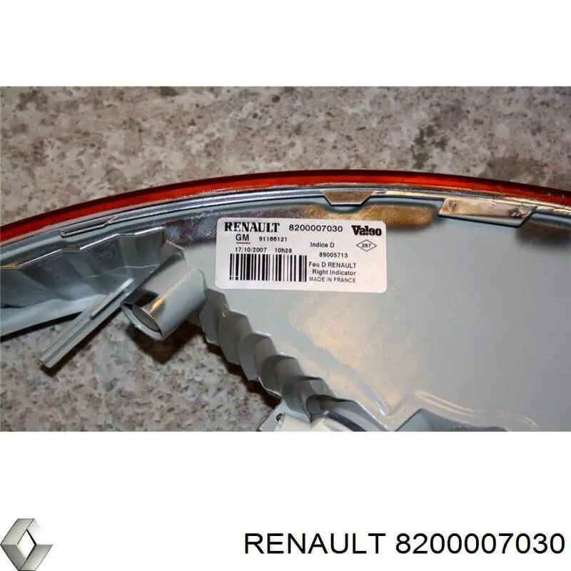 Указатель поворота правый Renault (RVI) 8200007030