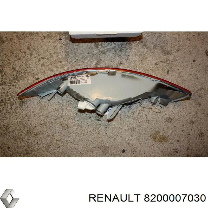 Правый указатель поворота Renault (RVI) 8200007030 цена, от 25.34 USD