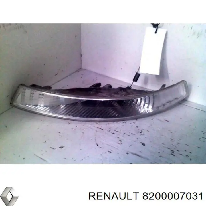 8200007031 Renault (RVI) pisca-pisca esquerdo