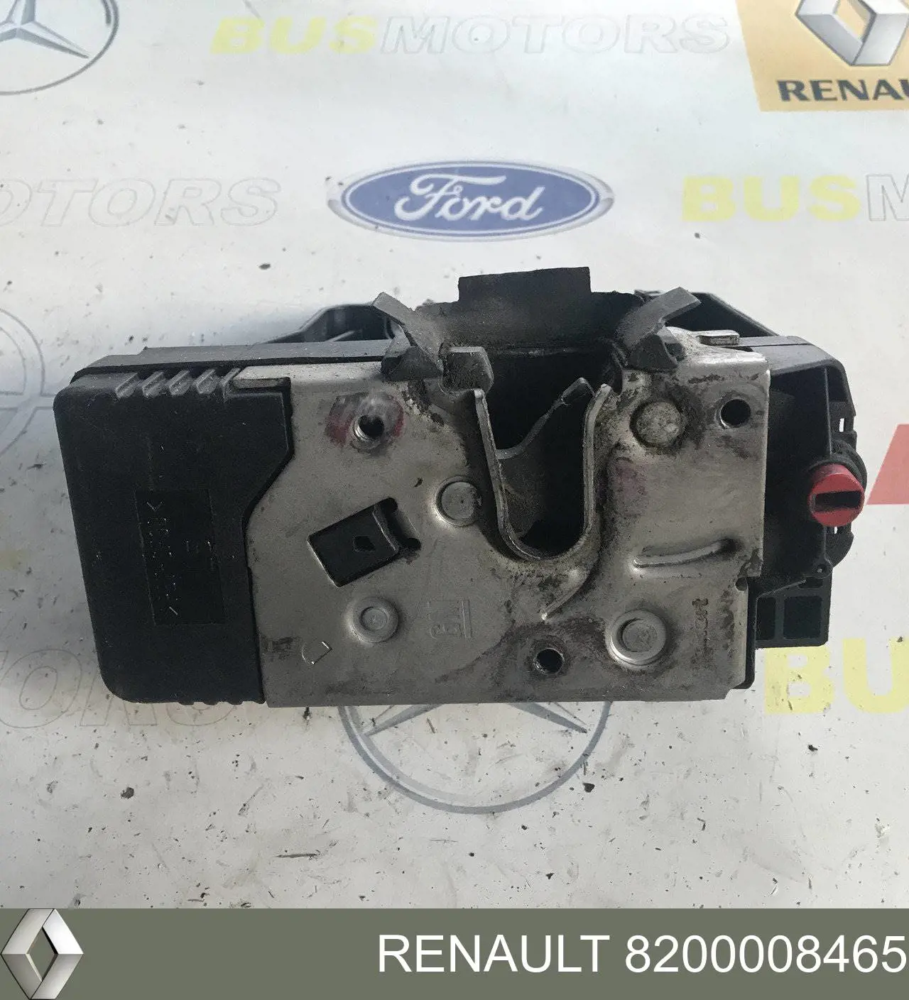 8200008465 Renault (RVI) Замок двери боковой сдвижной левой