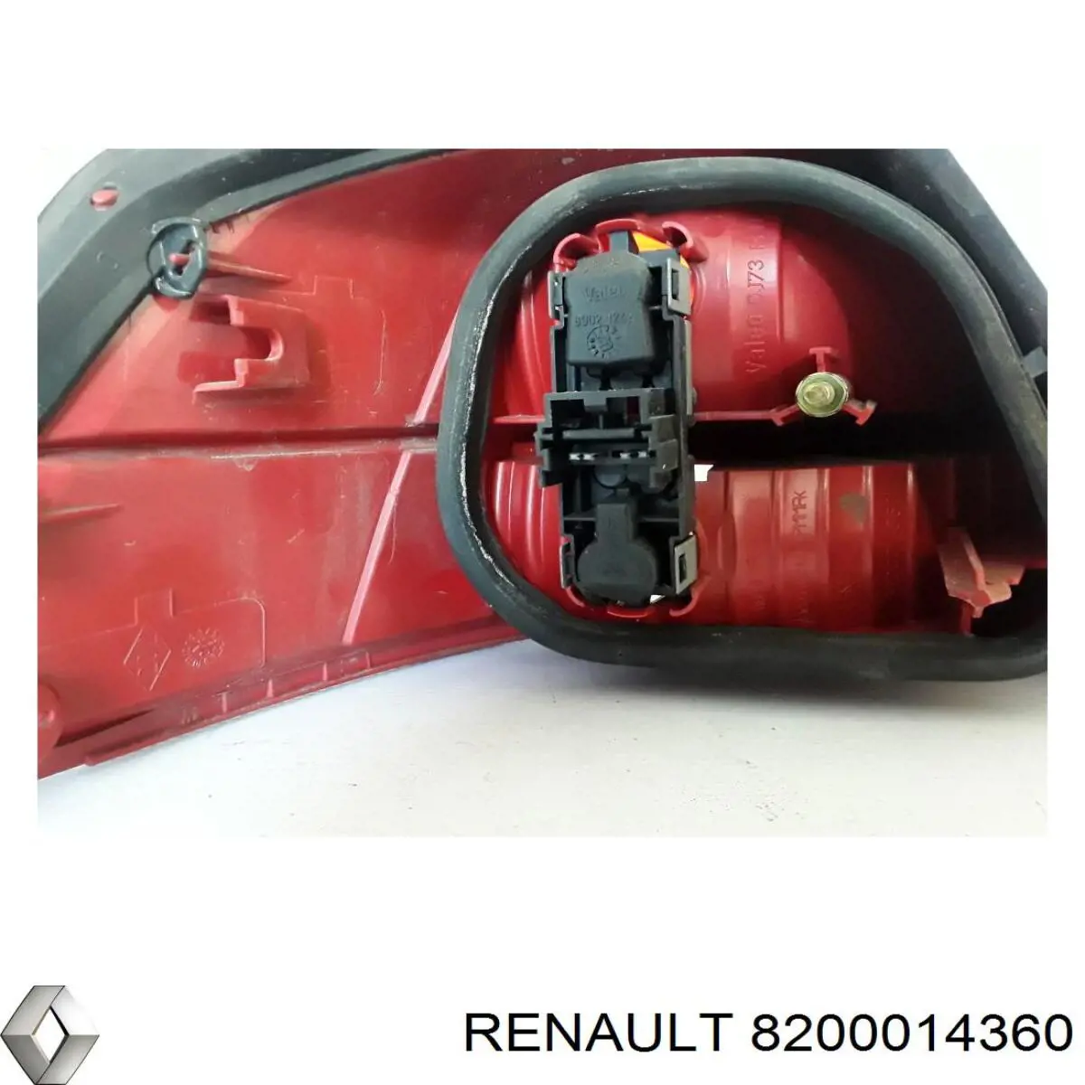 Купить 8200014360 Renault (RVI) Фонарь задний правый, внешний