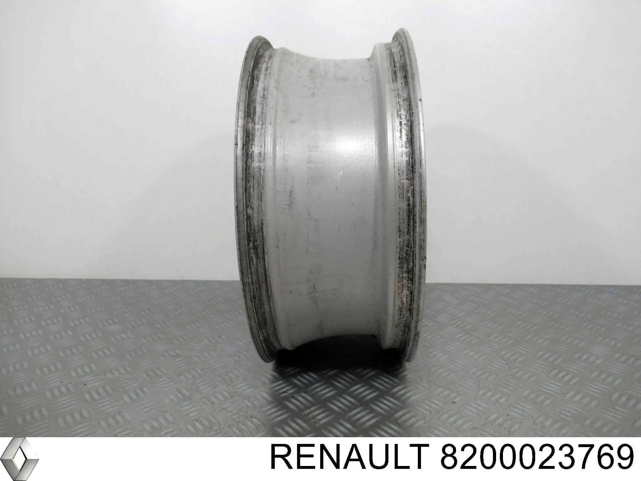 Купить 8200023769 Renault (RVI) Диски колесные