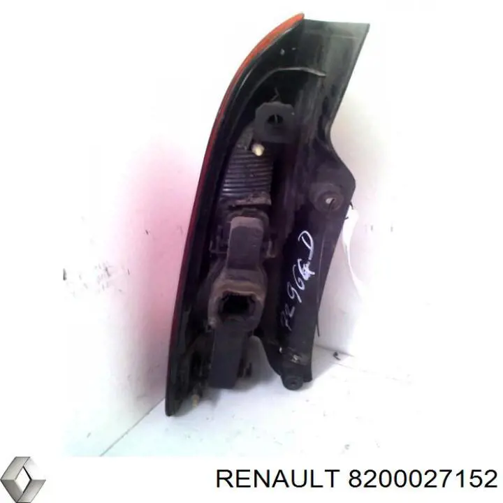 Купить 8200027152 Renault (RVI) Задняя правая фара