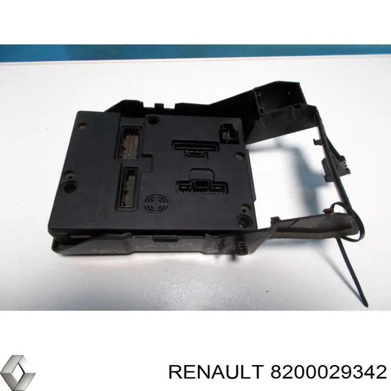 Коробка предохранителей Renault Scenic I минивэн (JA0, JA1, FA0) (1999 - 2003) цена, от 20.44 USD