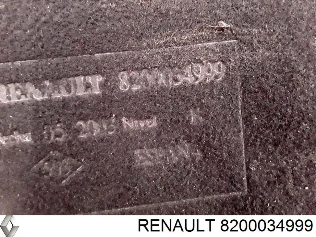 Купить 8200034999 Renault (RVI) Полка багажного отсека