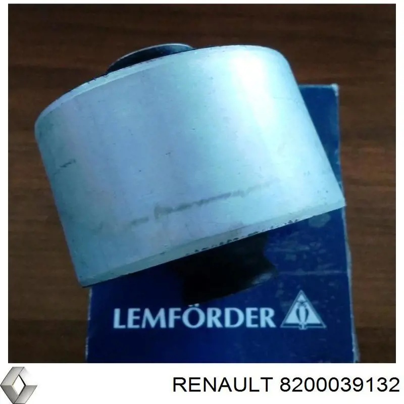 Сайлентблок задней балки 8200039132 Renault (RVI)