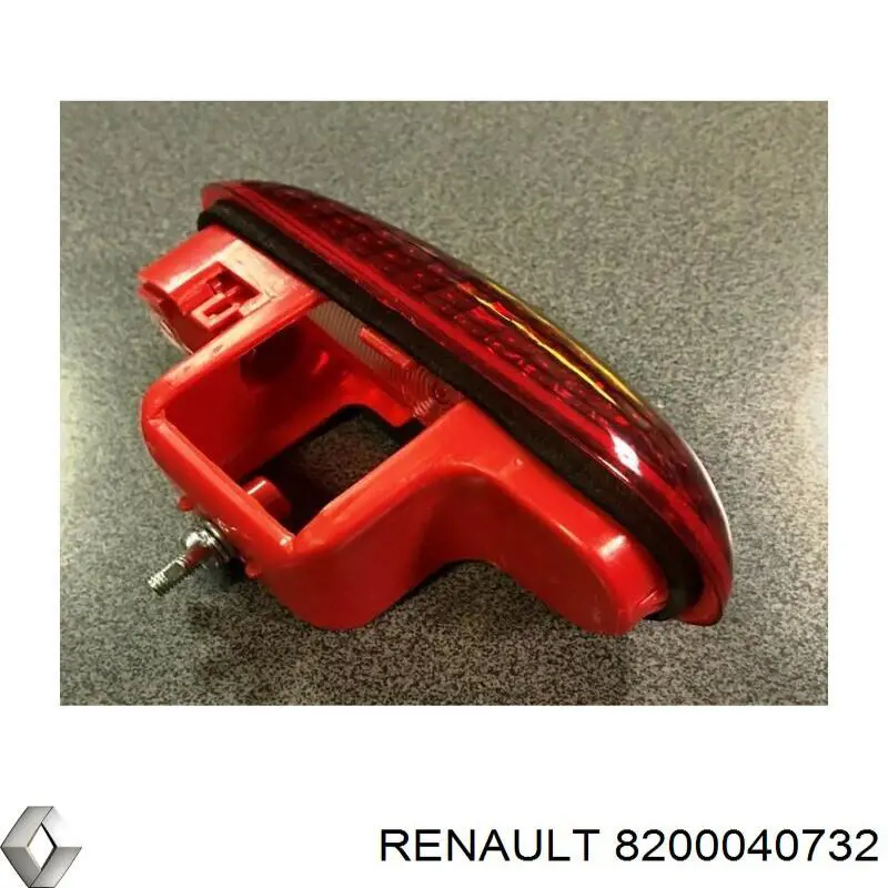 Купить 8200040732 Renault (RVI) Стоп-сигнал заднего стекла
