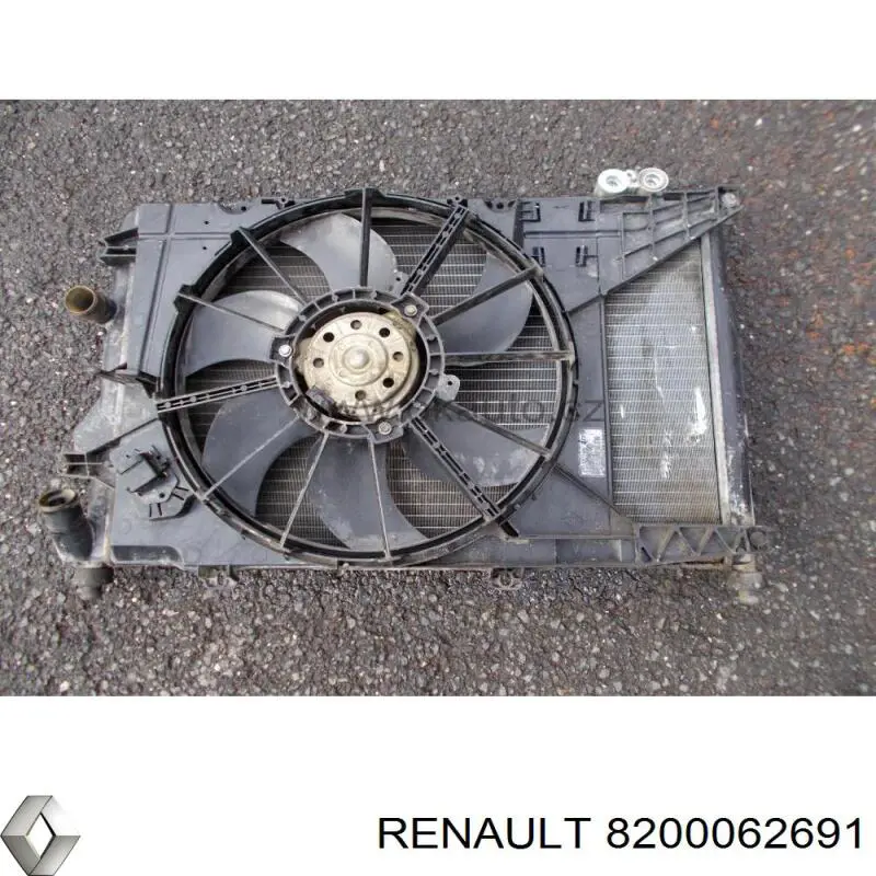 Радиатор 8200062691 Renault (RVI)