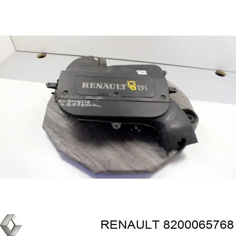 Купить 8200065768 Renault (RVI) Автомобильный фильтр воздуха