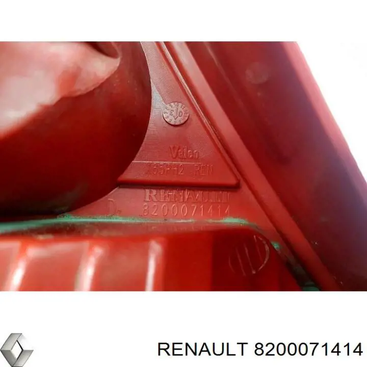 Фонарь задний правый Renault (RVI) 8200071414 цена, от 14.88 USD