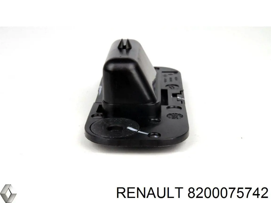 Купить 8200075742 Renault (RVI) Петля-зацеп (ответная часть) замка сдвижной двери