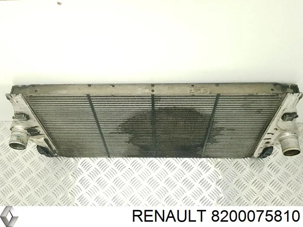 8200075810 Renault (RVI) Radiador de intercooler