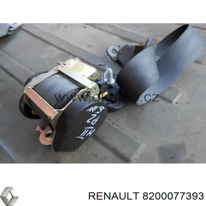 Ремень безопасности задний правый 8200077393 Renault (RVI)