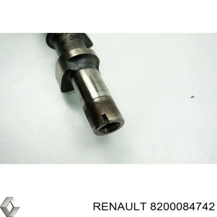 8200084742 Renault (RVI) Распредвал двигателя