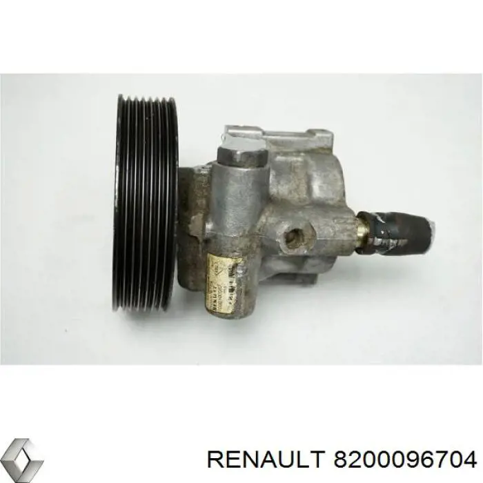 Купить 8200096704 Renault (RVI) Насос рулевого управления