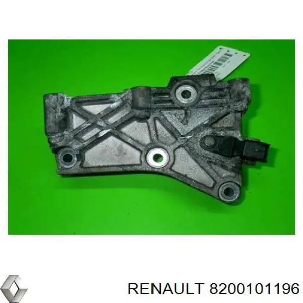 8200101196 Renault (RVI) кронштейн подушки (опоры двигателя верхней)