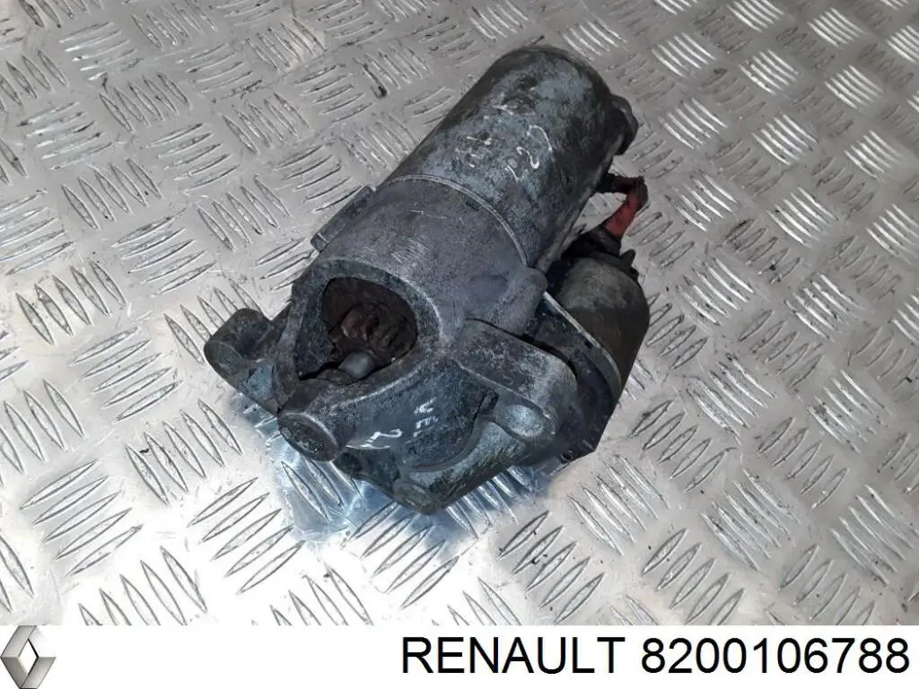 Стартер 8200106788 Renault (RVI)