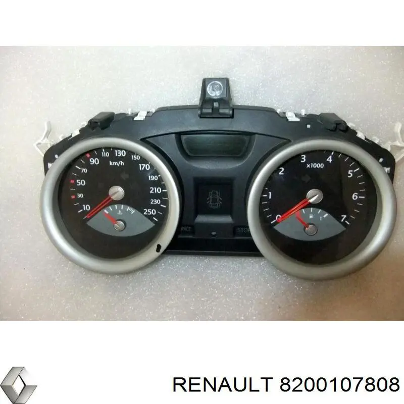 Кнопка аварийки 8200107808 Renault (RVI)