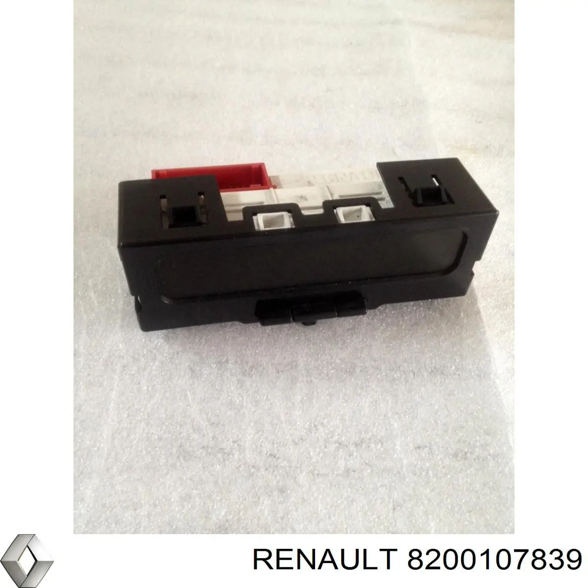 Купить 8200107839 Renault (RVI) Дисплей многофункциональный
