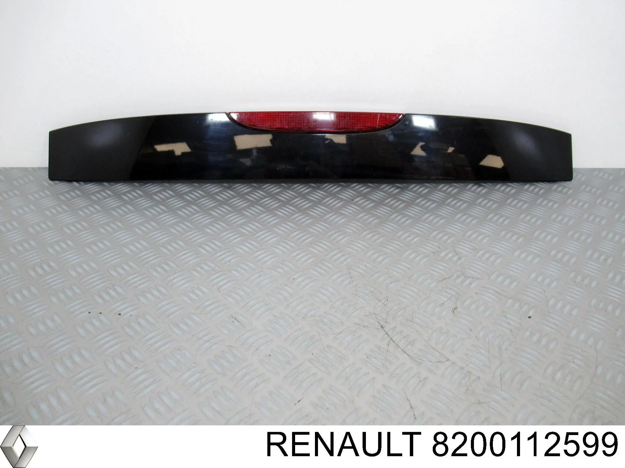 Эмблема крышки багажника TRK0574 Tork
