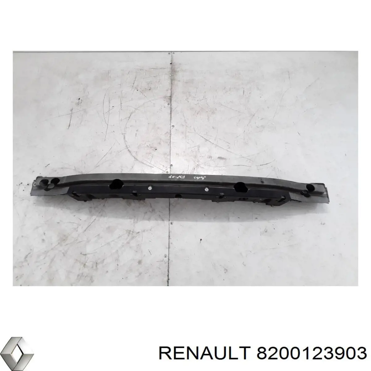 Кронштейн бампера заднего центральный Renault (RVI) 8200123903 цена, от 22.09 USD
