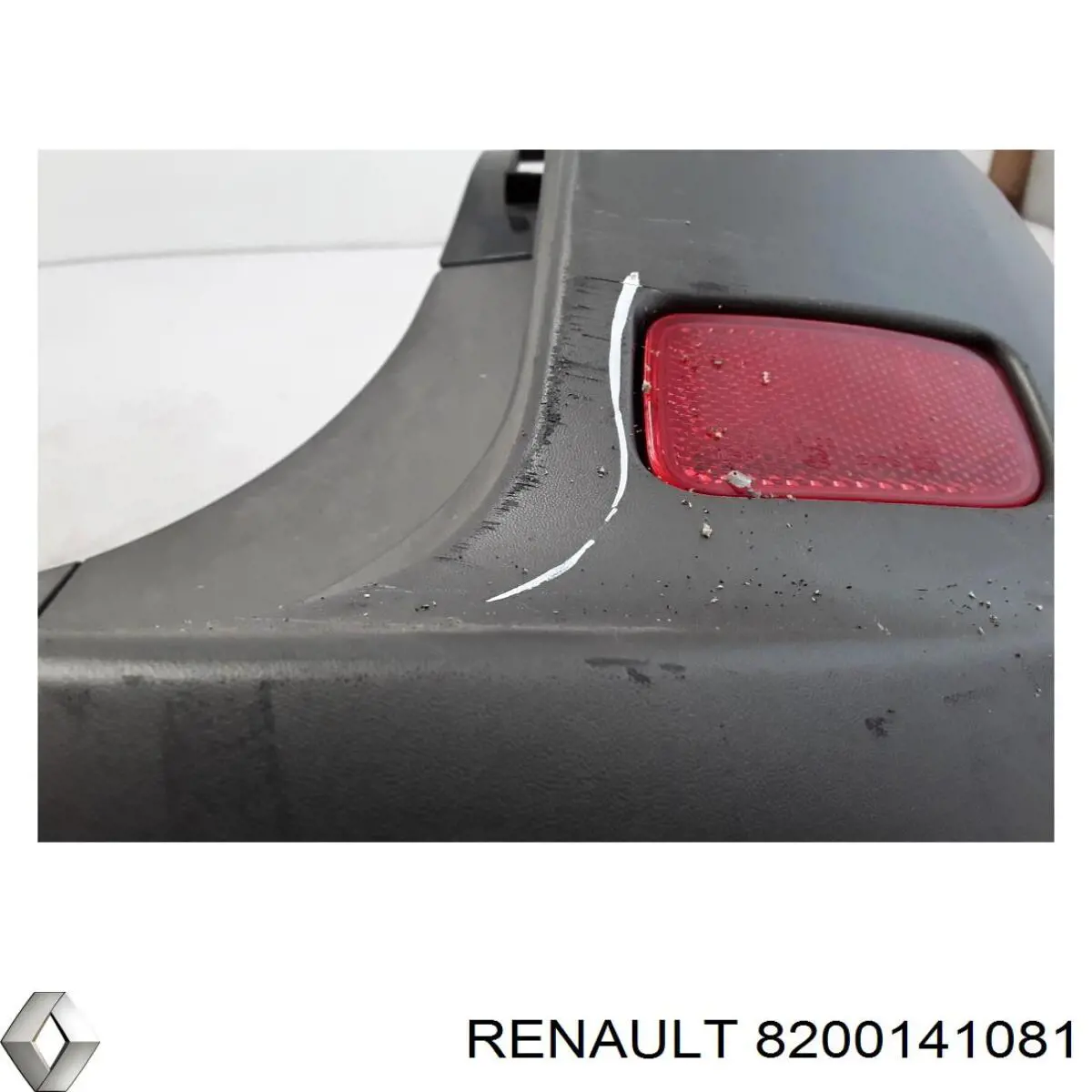Бампер задний Renault (RVI) 8200141081